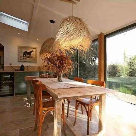 Cottage Normand Avec Sa Grande Piscine Chauffee Toute L Annee Sur Parc Arbore Et Clos En Plein Coeur De La Campagne Adapte Aux Kids Et Dog Friendly Saint-Antonin-de-Sommaire المظهر الخارجي الصورة