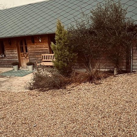 Cottage Normand Avec Sa Grande Piscine Chauffee Toute L Annee Sur Parc Arbore Et Clos En Plein Coeur De La Campagne Adapte Aux Kids Et Dog Friendly Saint-Antonin-de-Sommaire المظهر الخارجي الصورة