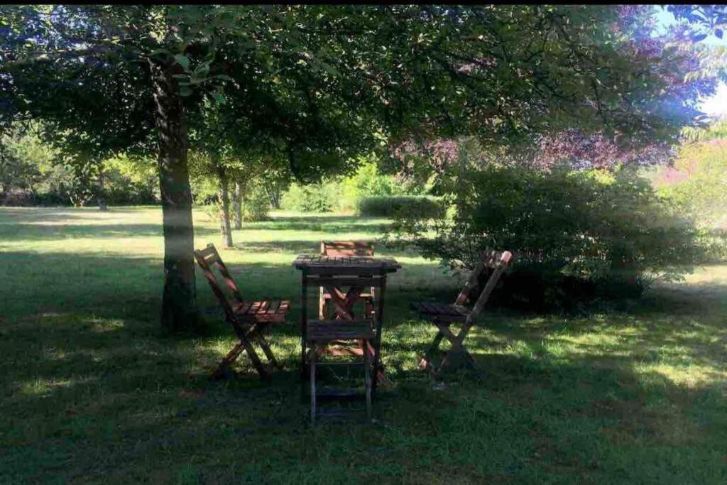 Cottage Normand Avec Sa Grande Piscine Chauffee Toute L Annee Sur Parc Arbore Et Clos En Plein Coeur De La Campagne Adapte Aux Kids Et Dog Friendly Saint-Antonin-de-Sommaire المظهر الخارجي الصورة