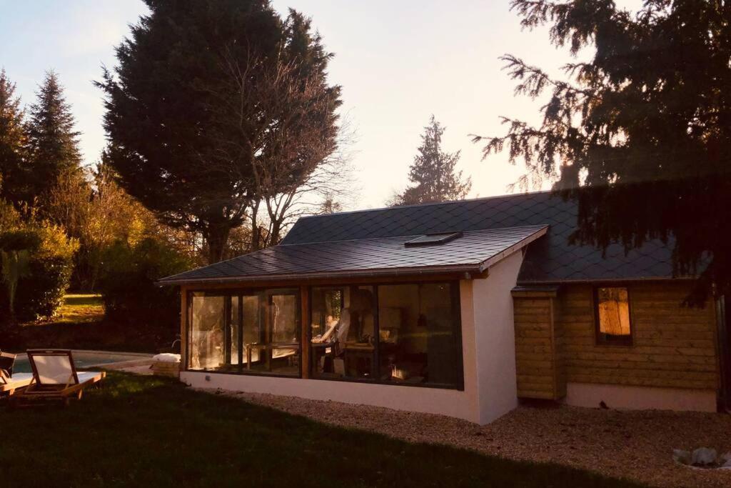Cottage Normand Avec Sa Grande Piscine Chauffee Toute L Annee Sur Parc Arbore Et Clos En Plein Coeur De La Campagne Adapte Aux Kids Et Dog Friendly Saint-Antonin-de-Sommaire المظهر الخارجي الصورة