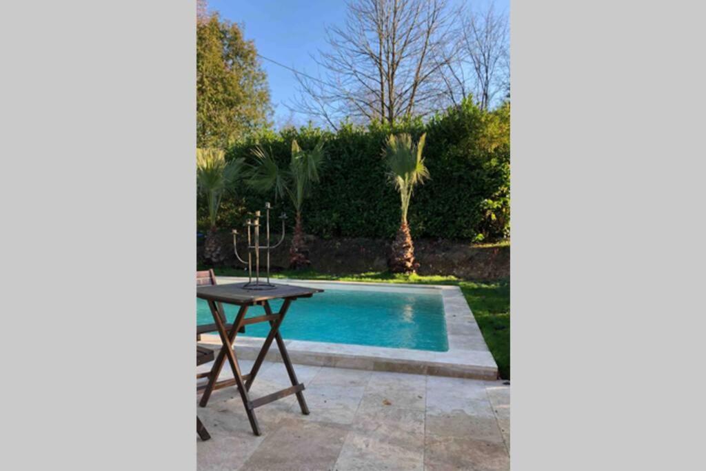Cottage Normand Avec Sa Grande Piscine Chauffee Toute L Annee Sur Parc Arbore Et Clos En Plein Coeur De La Campagne Adapte Aux Kids Et Dog Friendly Saint-Antonin-de-Sommaire المظهر الخارجي الصورة