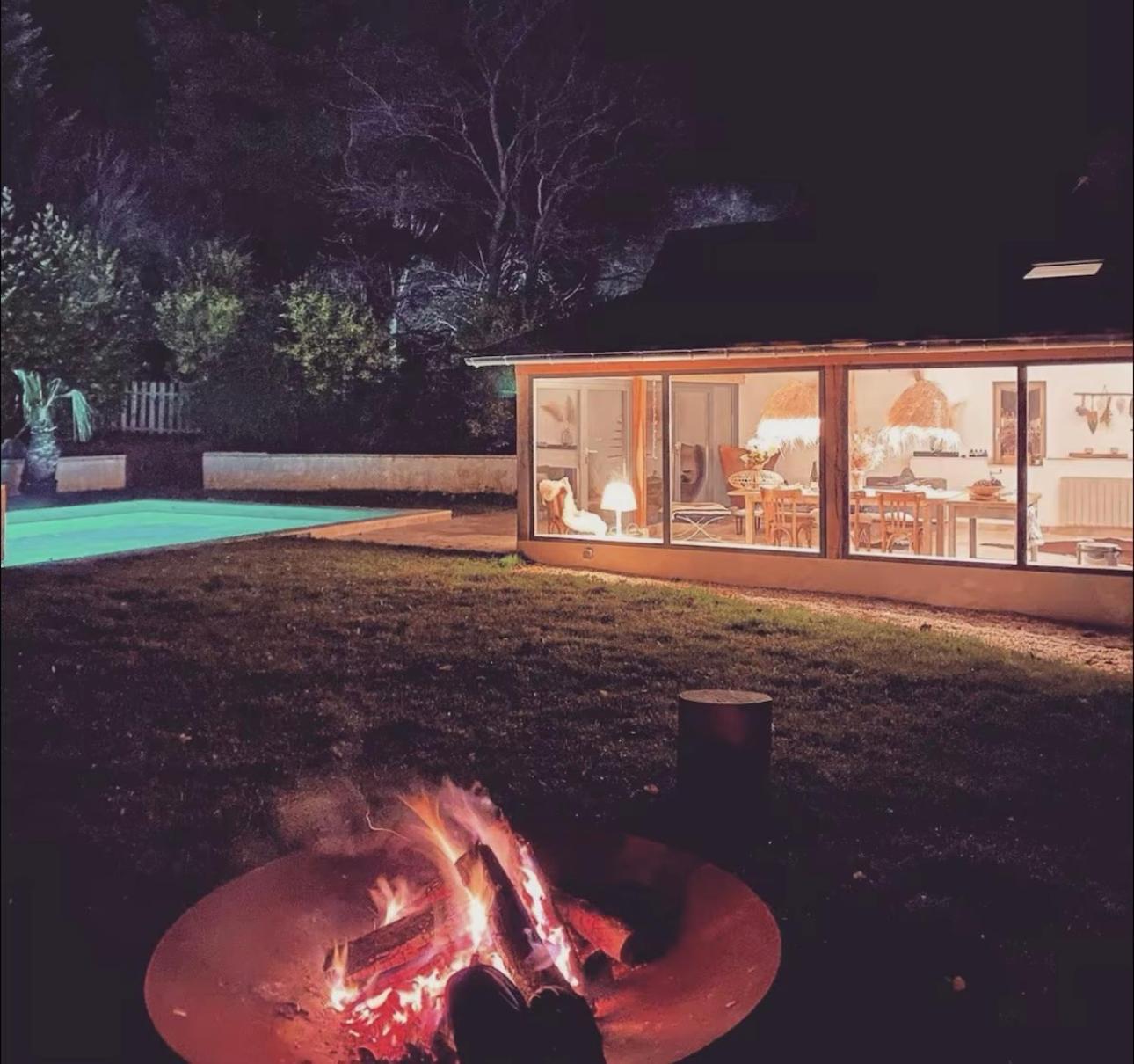 Cottage Normand Avec Sa Grande Piscine Chauffee Toute L Annee Sur Parc Arbore Et Clos En Plein Coeur De La Campagne Adapte Aux Kids Et Dog Friendly Saint-Antonin-de-Sommaire المظهر الخارجي الصورة