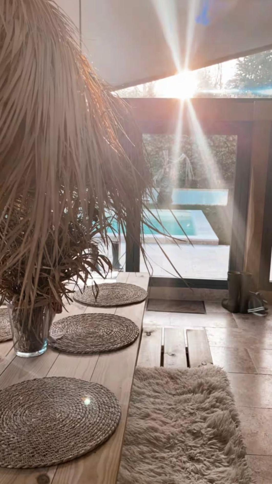 Cottage Normand Avec Sa Grande Piscine Chauffee Toute L Annee Sur Parc Arbore Et Clos En Plein Coeur De La Campagne Adapte Aux Kids Et Dog Friendly Saint-Antonin-de-Sommaire المظهر الخارجي الصورة